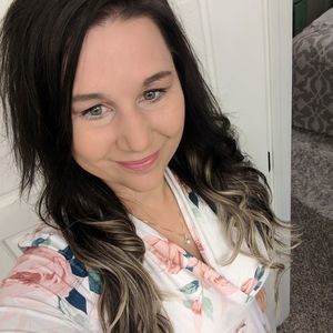 Meet your Posher, Brittney